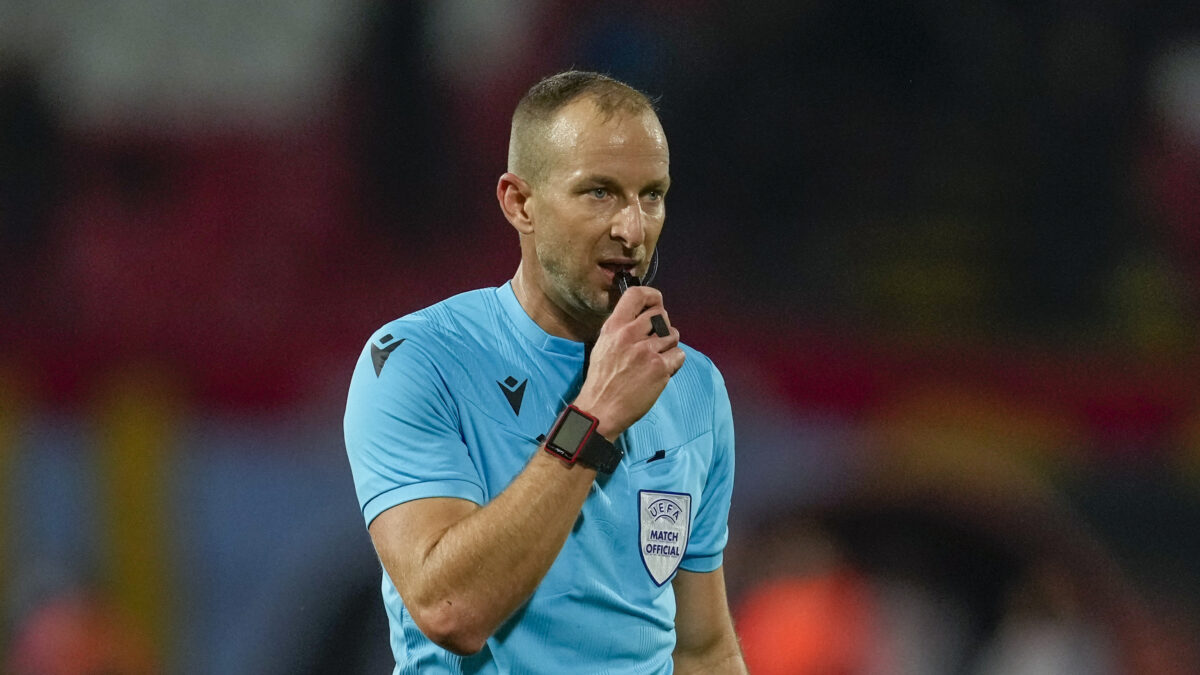 Ο διαιτητής, Τάμας Μπόγκναρ