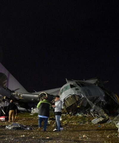 Συντριβή μεταγωγικού αεροσκάφους στη Βολιβία