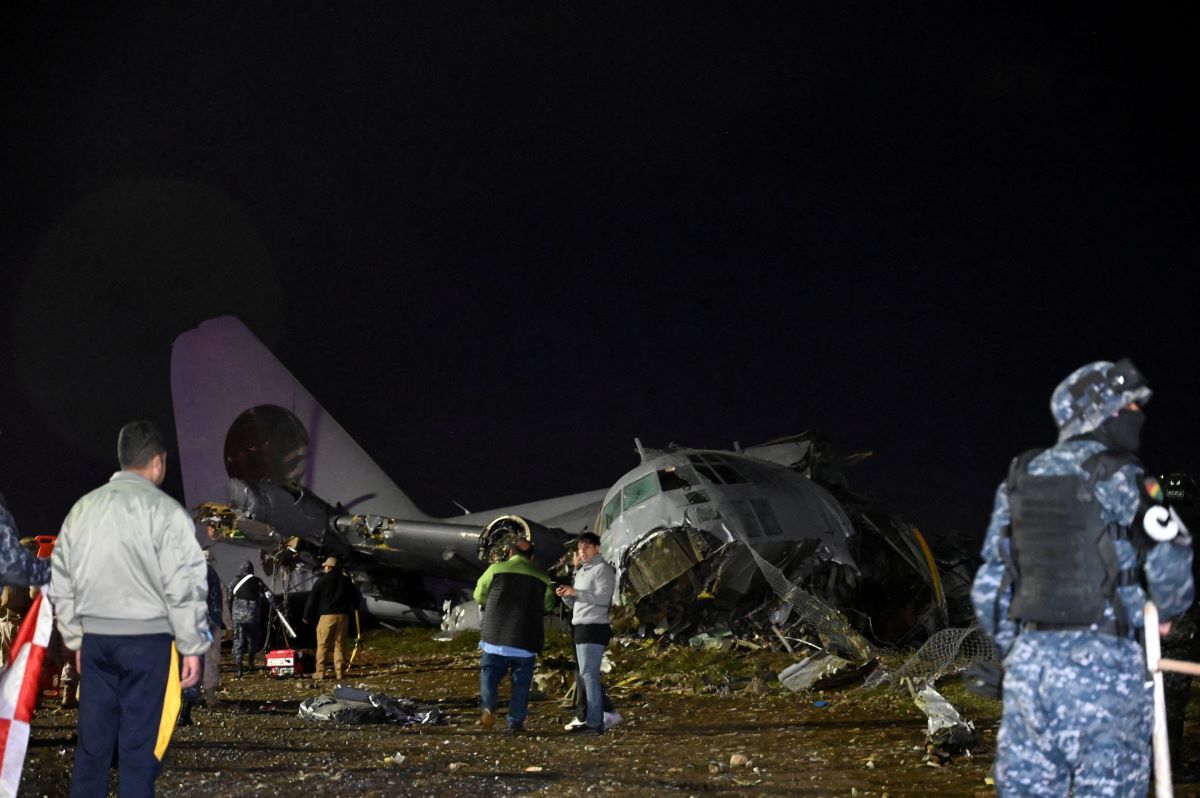 Συντριβή μεταγωγικού αεροσκάφους στη Βολιβία