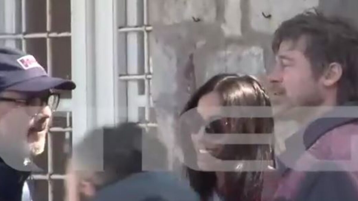 Μπραντ Πιτ στην Ύδρα