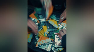 Στιγμιότυπο από τη διαφήμιση ΙΟΝ Break