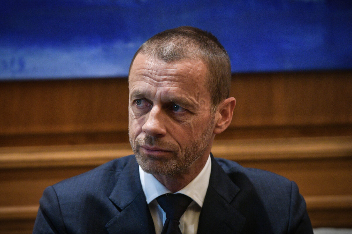 Ο Αλεξάντερ Τσέφεριν