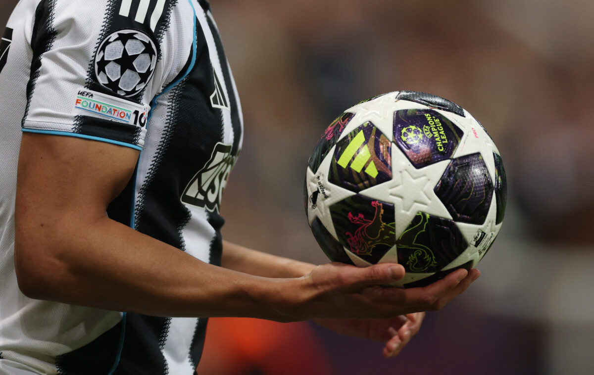 ΦΩΤΟ match ball Action Images via Reuters