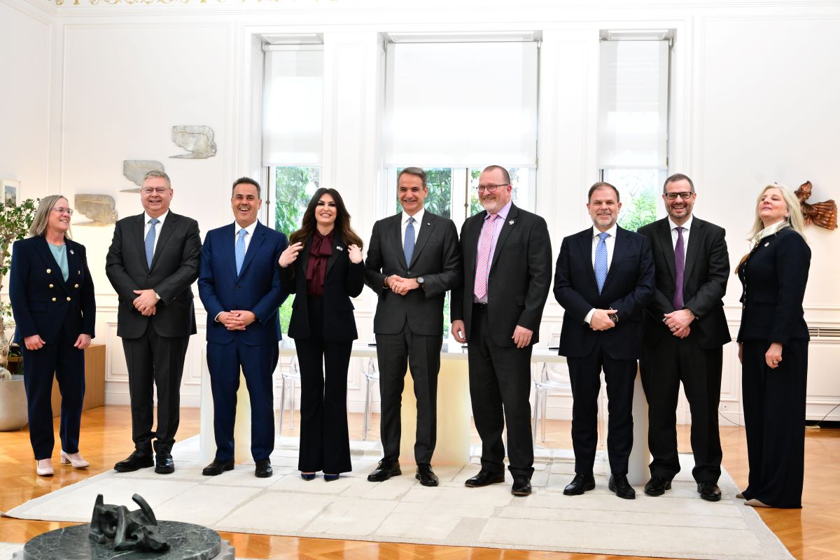 Υπογραφή της συμφωνίας του ελληνικού Δημοσίου με την κοινοπραξία Chevron - Helleniq Energy