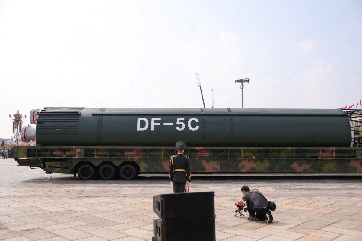 Κινεζικός βαλλιστικός πύραυλος DF-5C