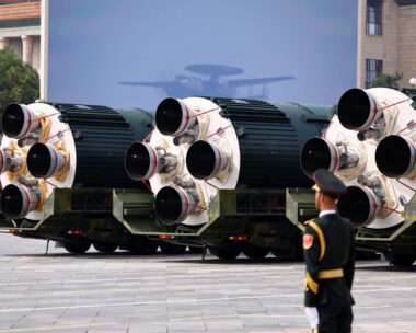 Βαλλιστικοί πύραυλοι DF-5C της Κίνας