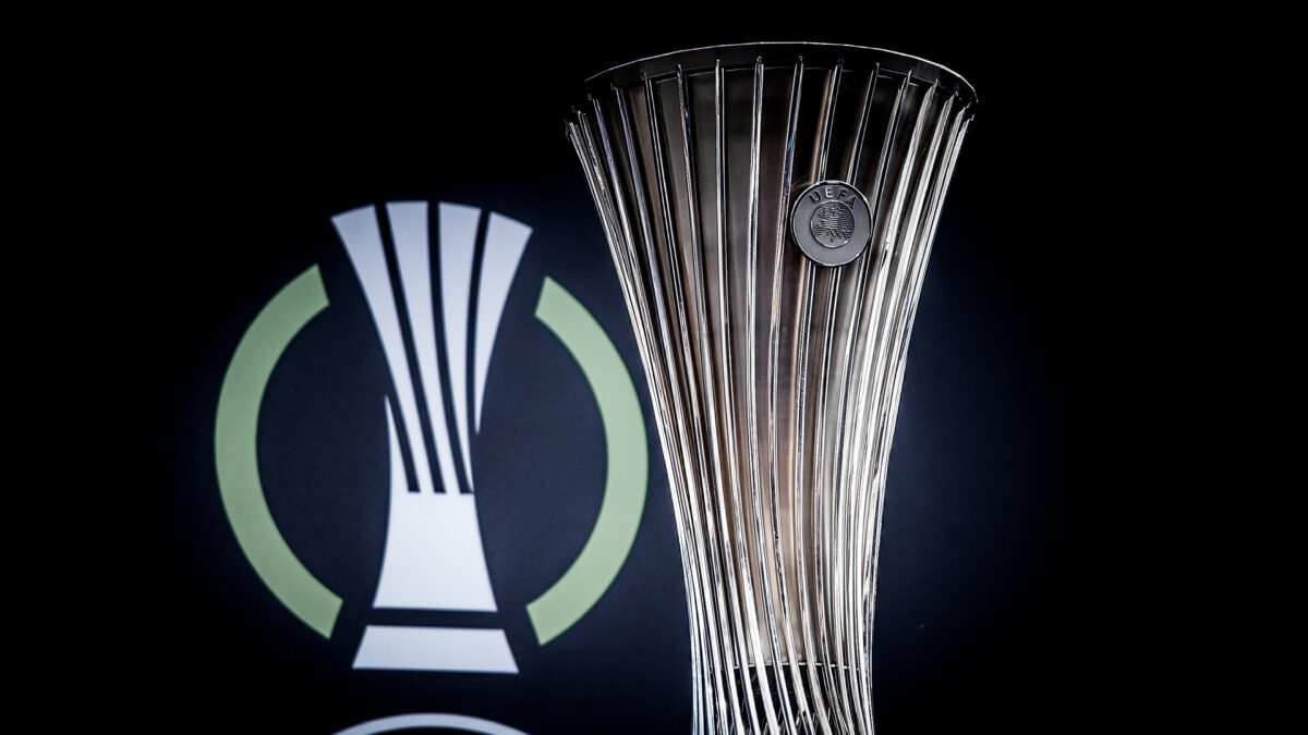 Το τρόπαιο του Conference League