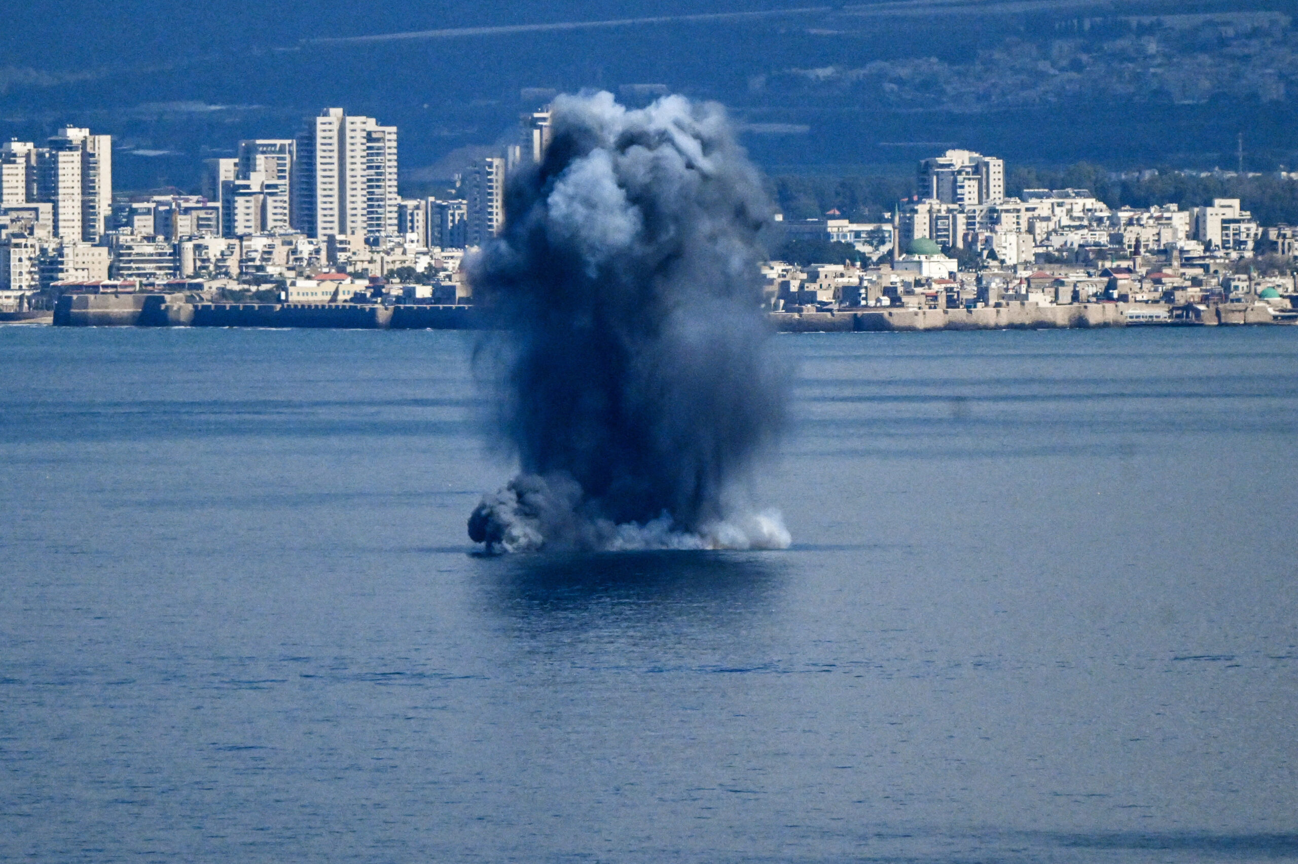 Explosion in the sea after missiles were launched towards Israel from Iran, as seen from Haifa An explosion in the sea, after missiles were launched towards Israel from Iran following strikes by Israel and the U.S. on Iran, as seen from Haifa, northern Israel, February 28, 2026. REUTERS/Rami Shlush ISRAEL OUT. NO COMMERCIAL OR EDITORIAL SALES IN ISRAEL
