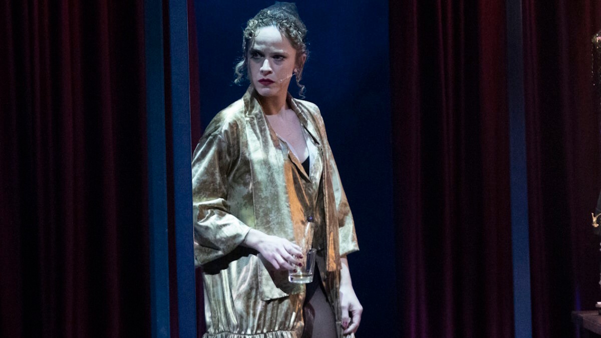 Η Έλλη Τρίγγου