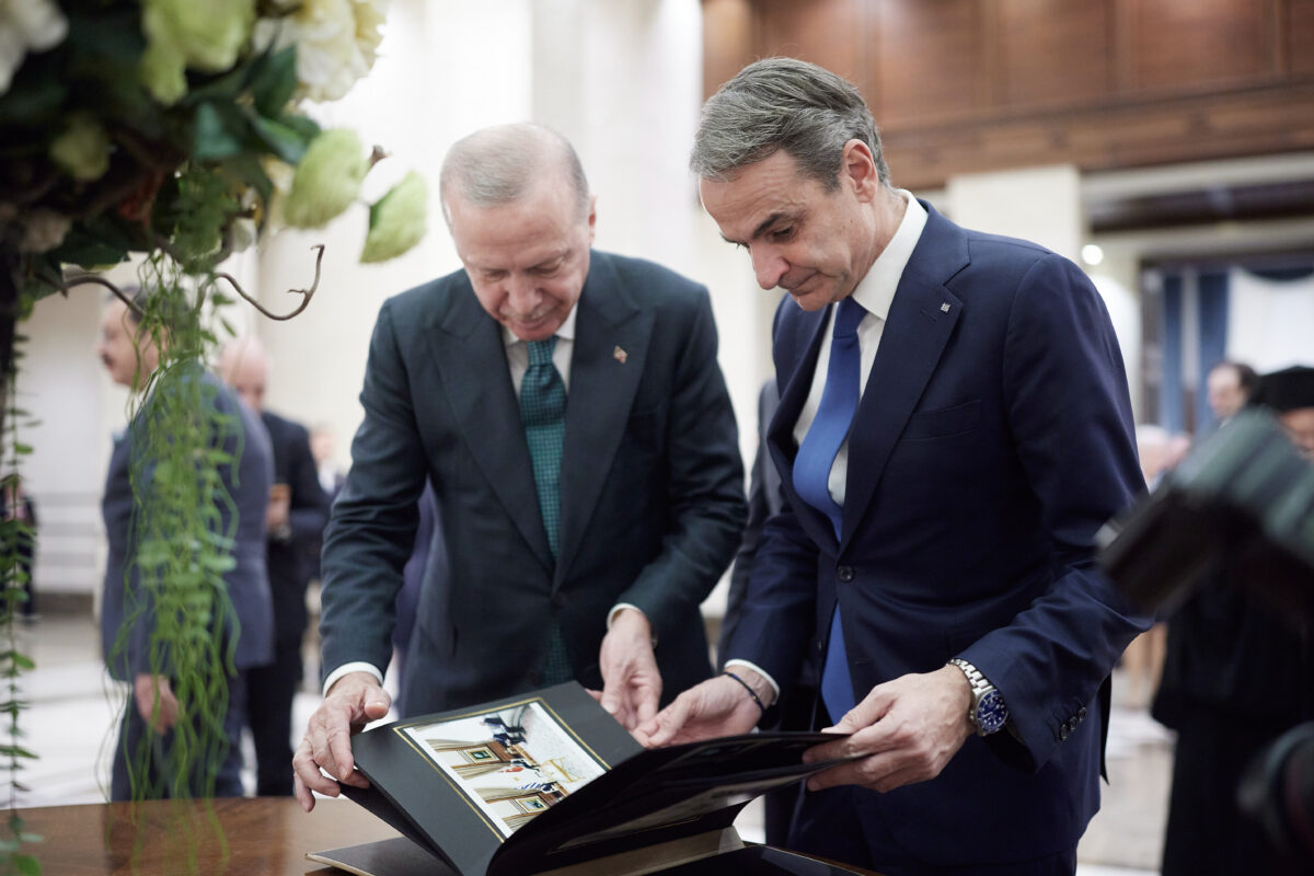 Ο Κυριάκος Μητσοτάκης και ο Ρετζέπ Ταγίπ Ερντογάν