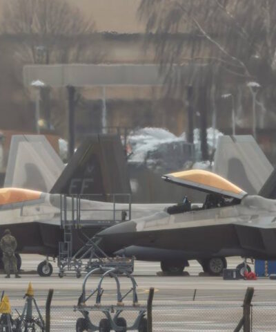 Μεγάλη αεροπορική κινητοποίηση των ΗΠΑ σε Βρετανία αλλά και Σούδα με το βλέμμα στο Ιράν