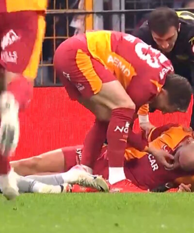 Ανατριχιαστική εναέρια σύγκρουση στο Γαλατάσαραϊ – Ινσταμπούλσπορ, ο Γιλμάζ έτρεξε και τράβηξε τη γλώσσα του Κουτουτσού