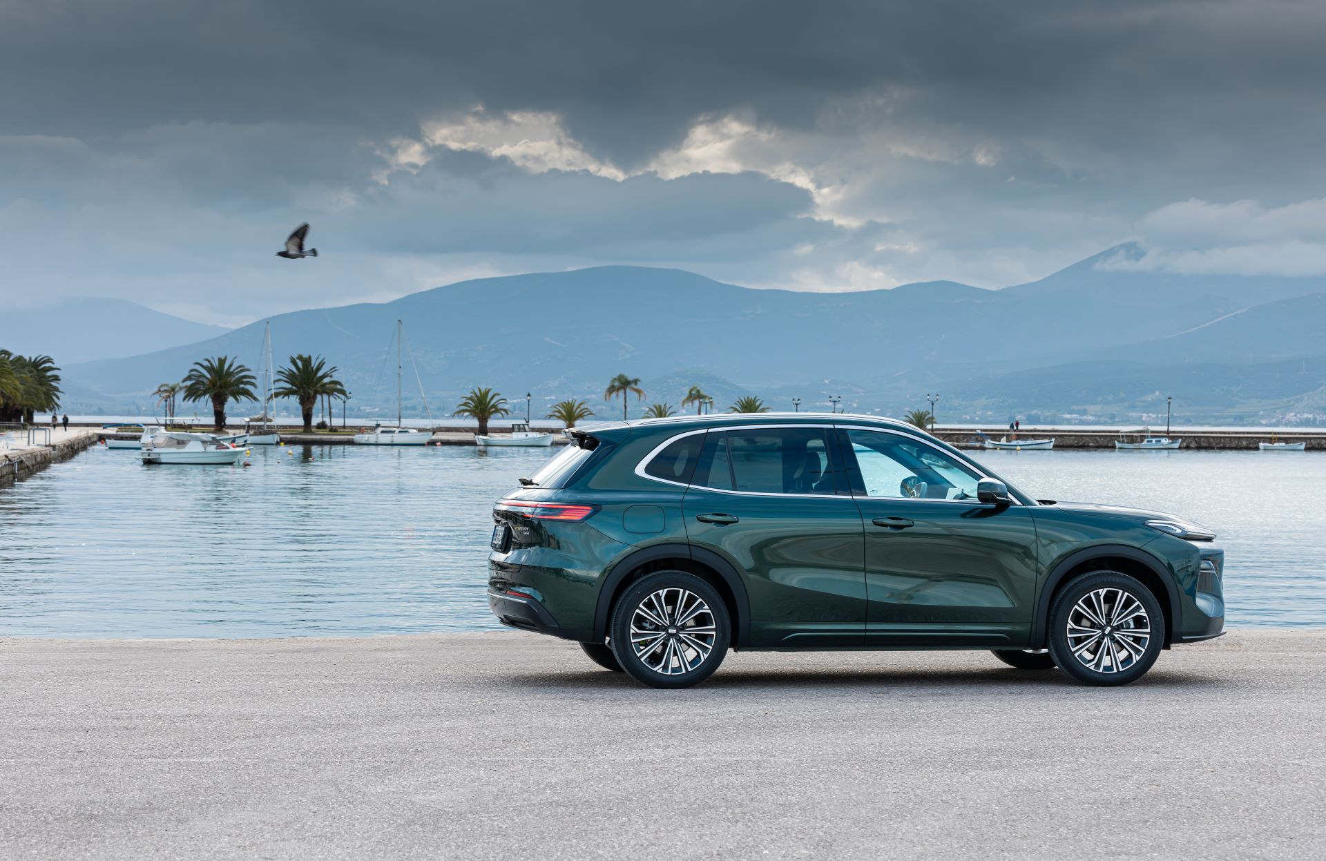 Γνωριμία με το ολοκαίνουριο Geely Starray EM-i στην Ελλάδα