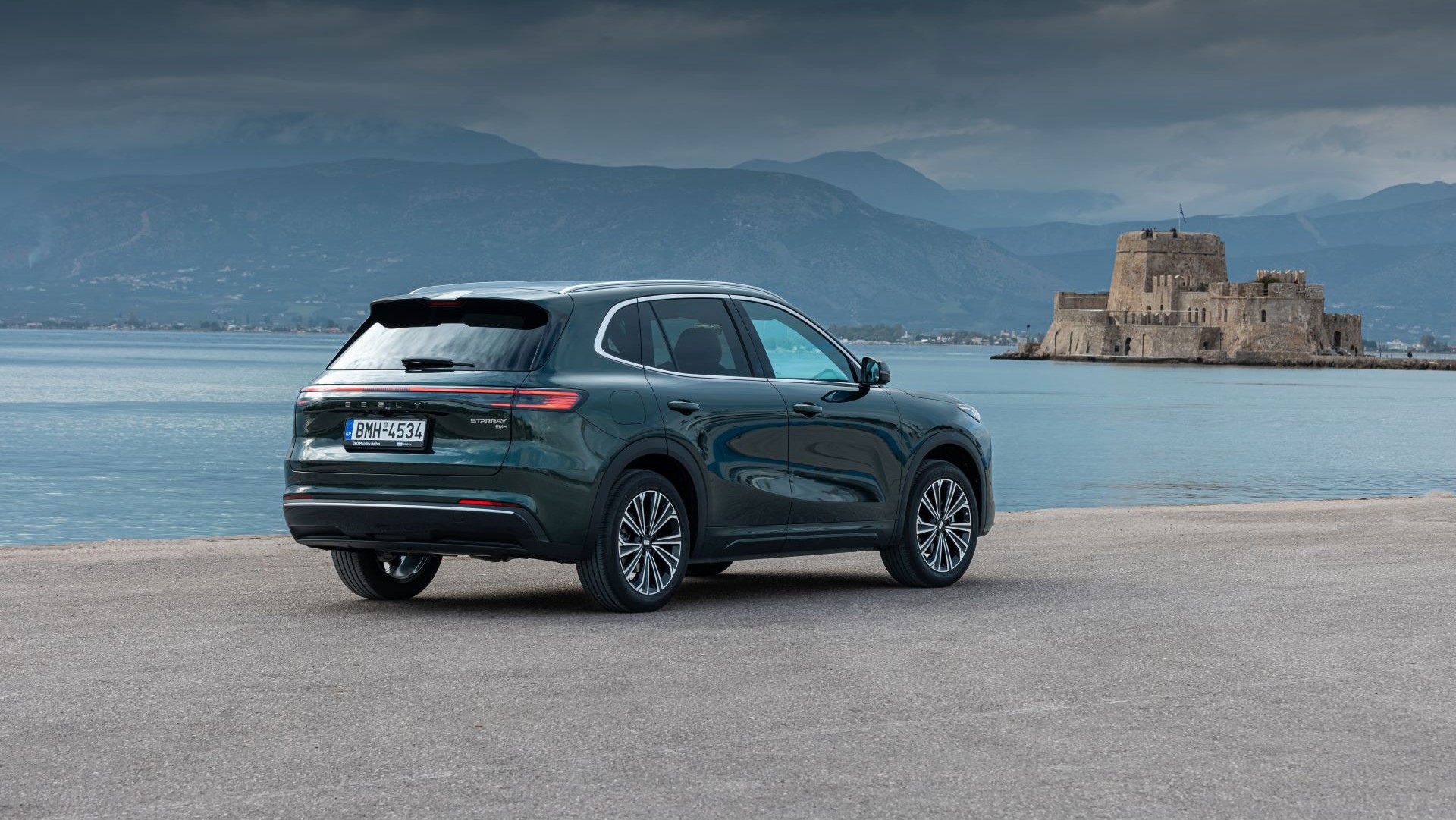 Γνωριμία με το ολοκαίνουριο Geely Starray EM-i στην Ελλάδα