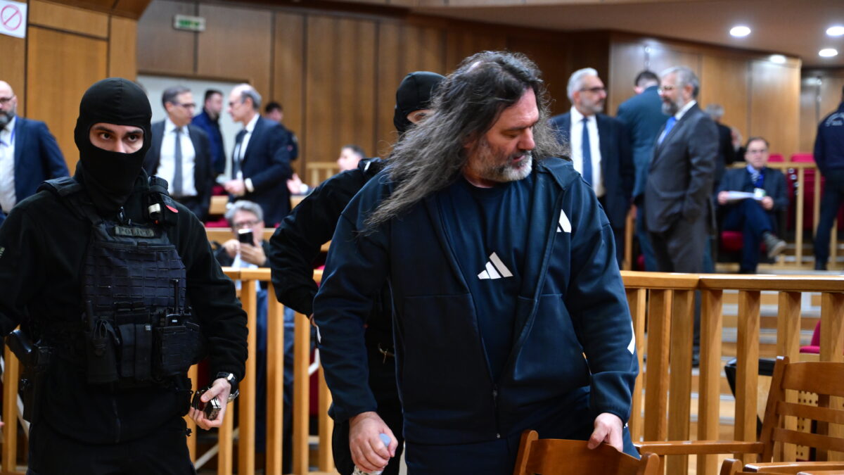 Γιάννης Λαγός