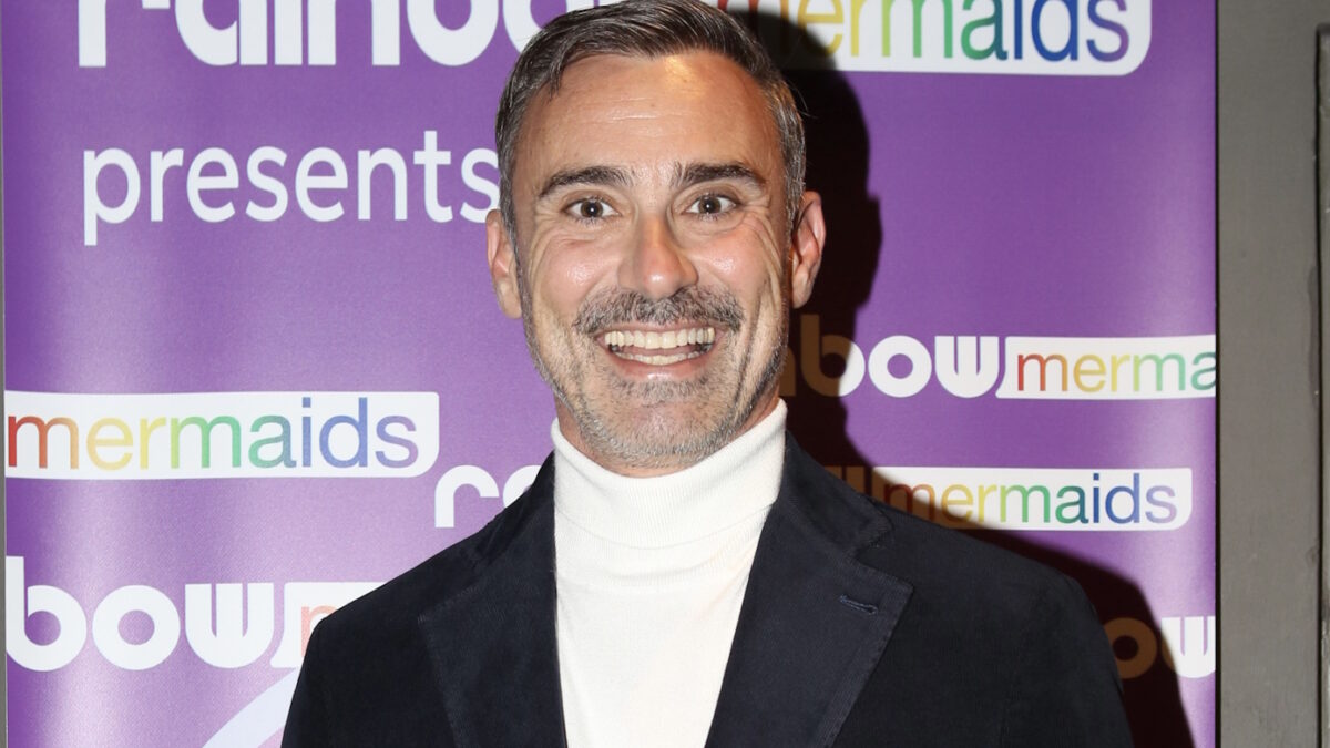 Γιώργος Καπουτζίδης