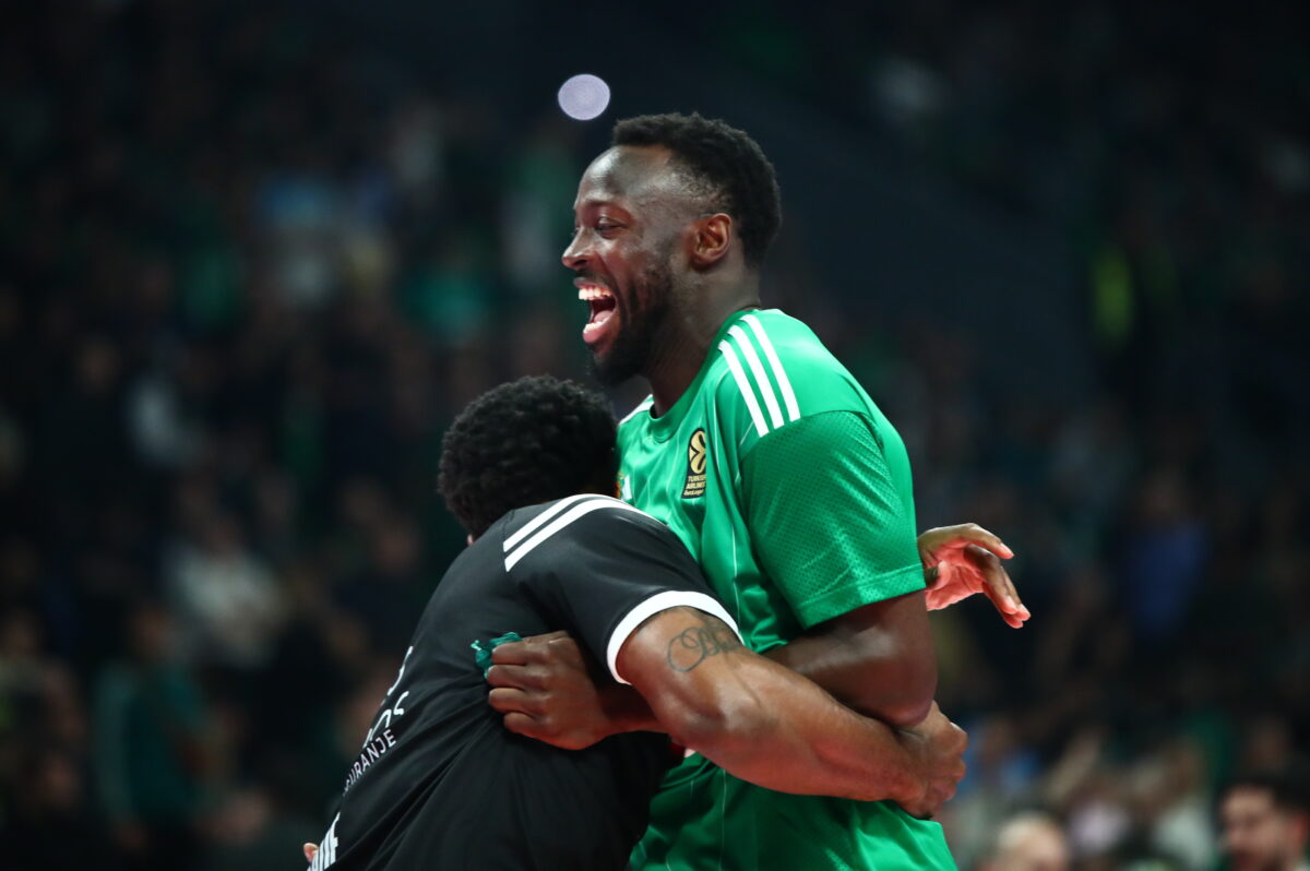 Ο Γκραντ με τον Τζόουνς