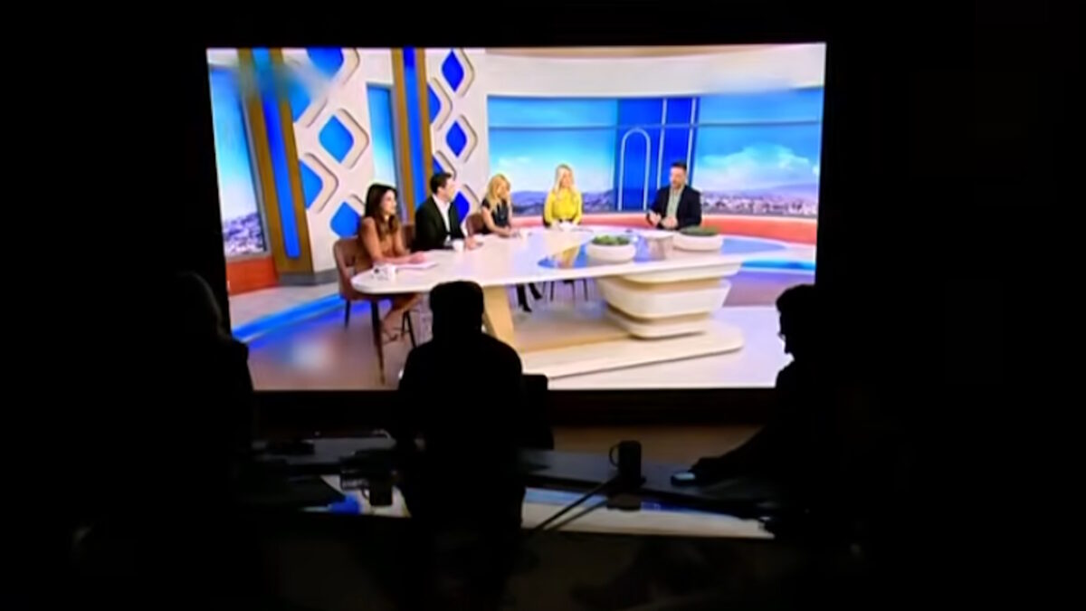 Black out στο Happy Day