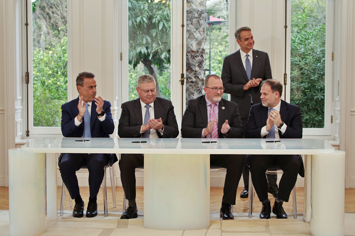 Με 2.272 υπογραφές η ιστορική συμφωνία της ελληνικής Δημοκρατίας με την κοινοπραξία Chevron – HelleniQ Energy για τις έρευνες υδρογονανθράκων  Πιερρακάκης και Πιτσιλής ανοίγουν πλατφόρμα για να εντοπίσουν το μαύρο χρήμα στα ενοίκια  ποιος δεν θα ήθελε διαμέρισμα 111 τμ στα Χανιά με νοίκι 5€;  η αναβλητικότητα Τσίπρα, Καρυστιανού προκαλεί κόπωση