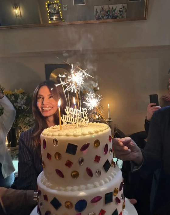 Τα γενέθλια της Ηλιάνας Παπαγεωργίου