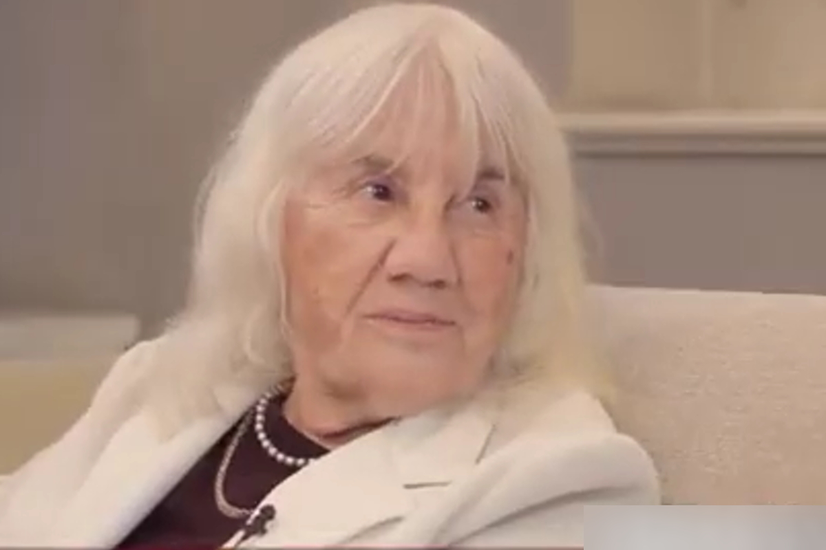 Η Ιωάννα Καρατζαφέρη