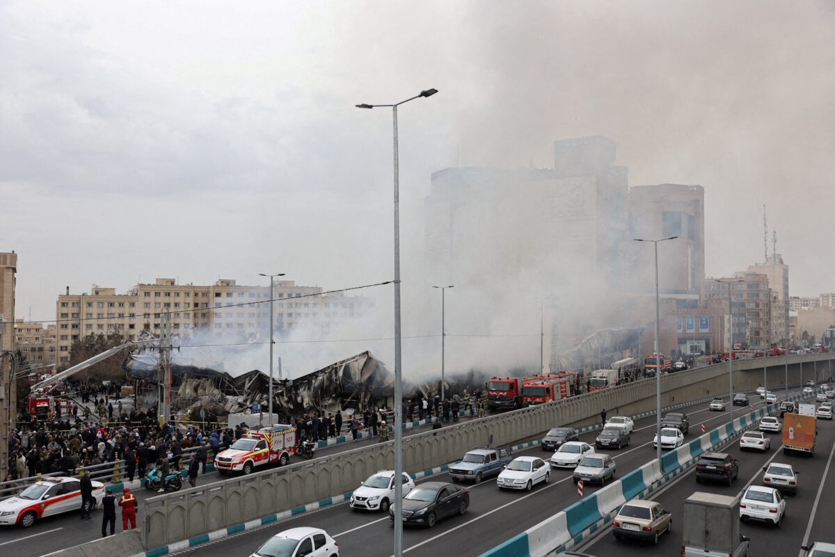 φωτιά στην Τεχεράνη