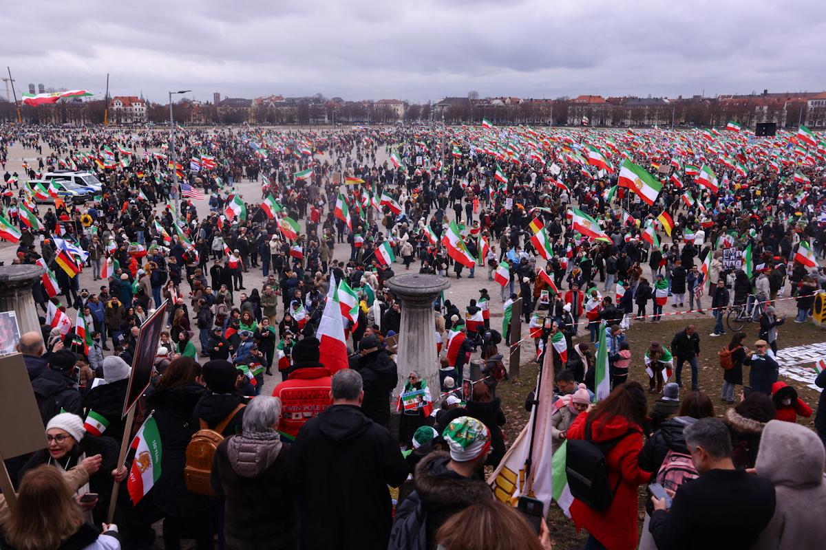 μοναχο ιραν