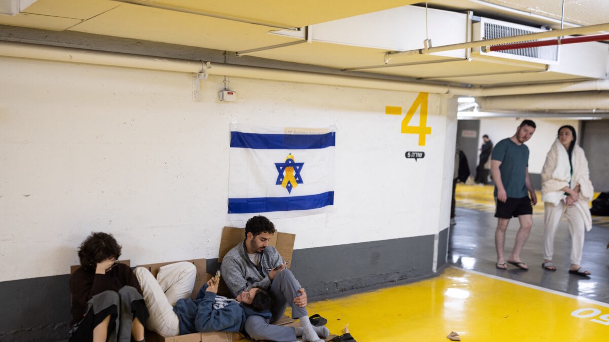 Ίσραηλινοί σε καταφύγια