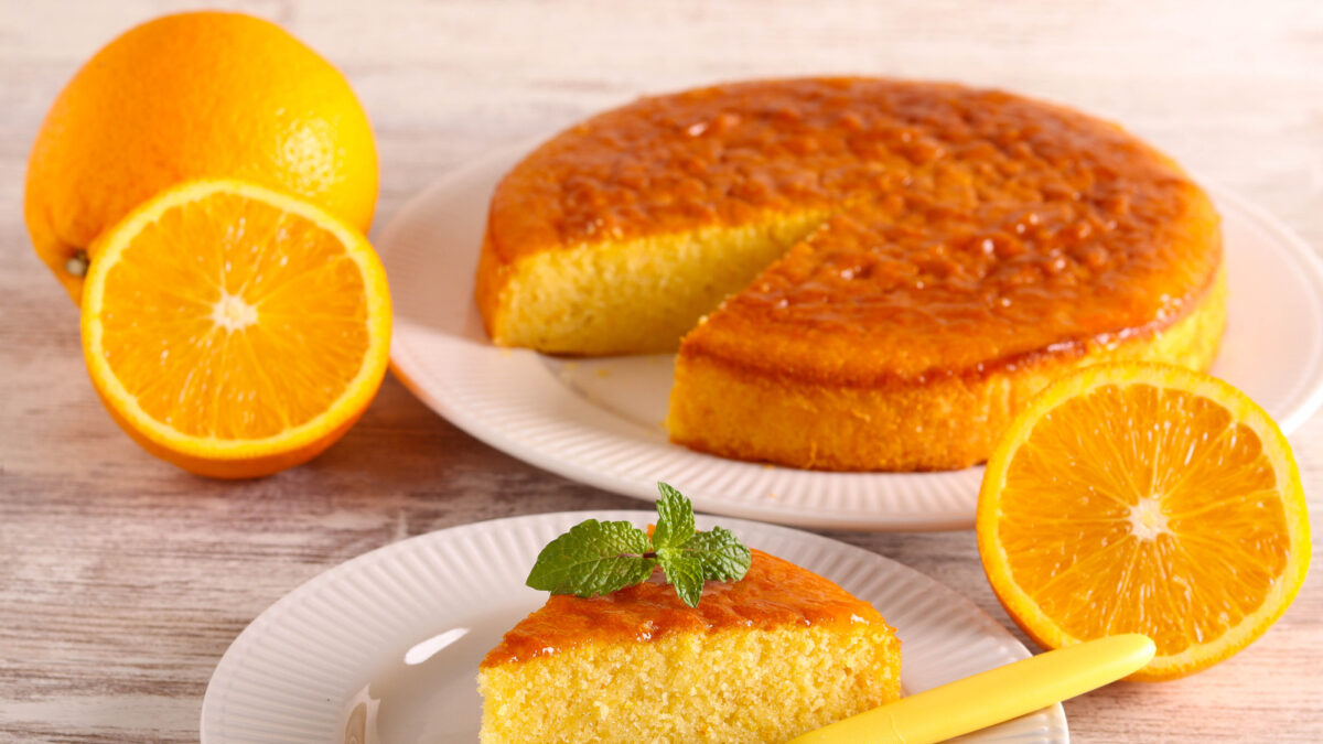 Πορτοκαλόπιτα με σιμιγδάλι