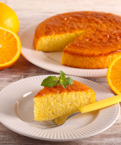 Πορτοκαλόπιτα με σιμιγδάλι