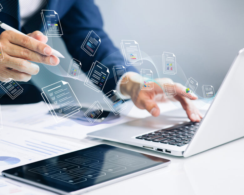 Electronic digital documents with businessman management control.Data information analysis.