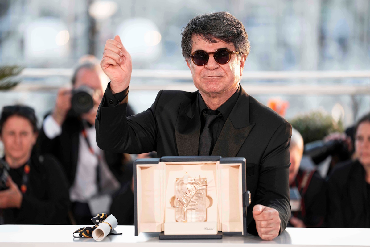 Ο σκηνοθέτης Jafar Panahi, νικητής του Χρυσού Φοίνικα για την ταινία «Ήταν απλά ένα ατύχημα»