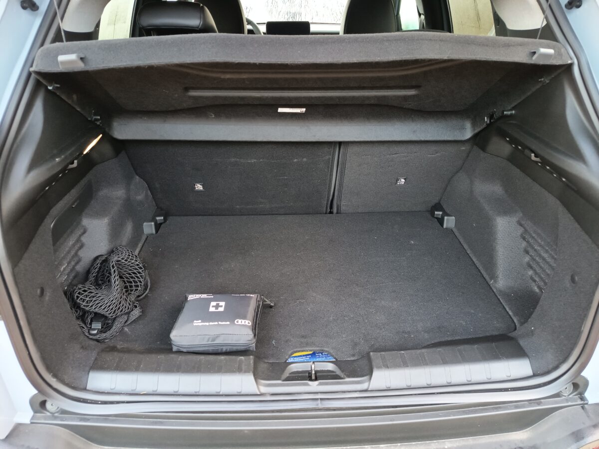 jeep-avenger-e-hybrid-110