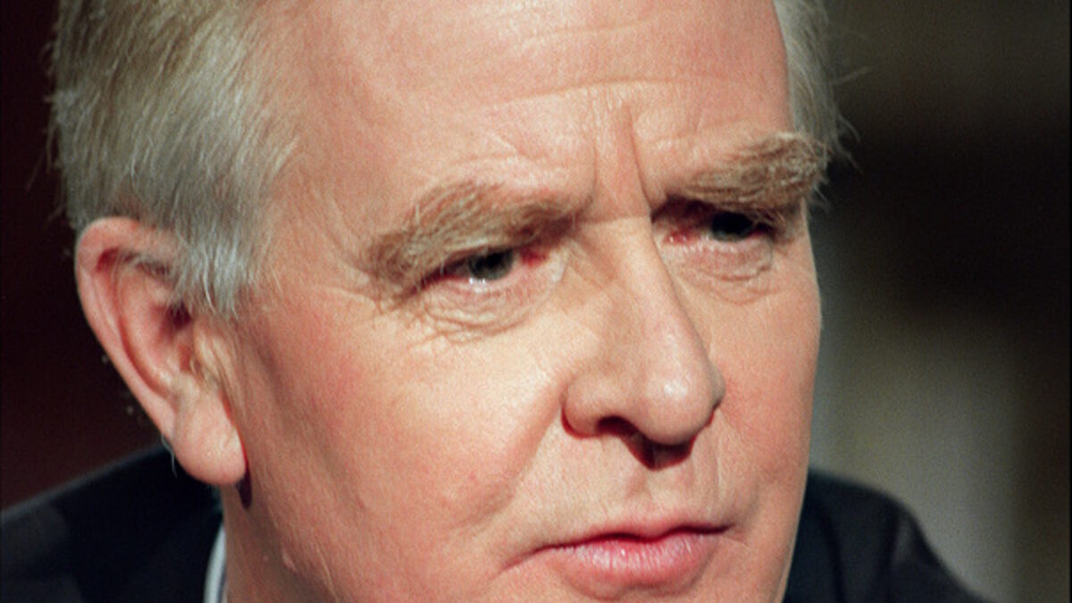 Ο συγγραφέας των best-seller μυθιστορημάτων κατασκοπίας, John Le Carre