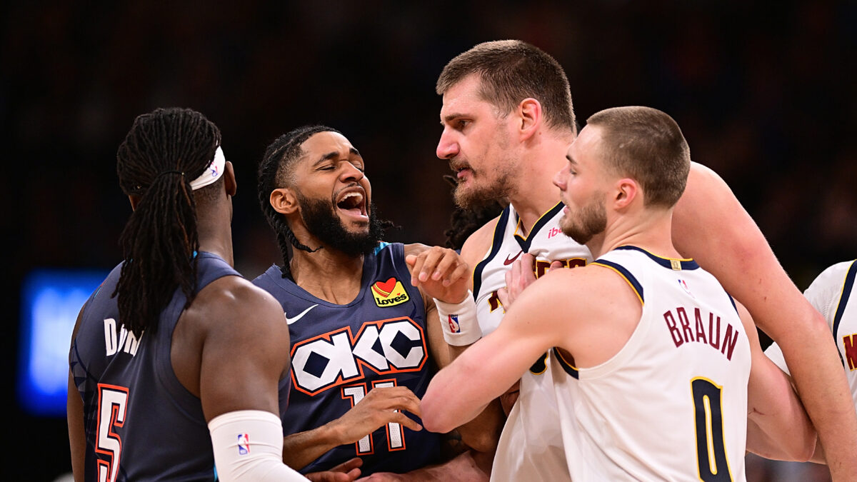 Ο Νίκολα Γιόκιτς στον καυγά του με τον Ντορτ (Photo by Joshua Gateley