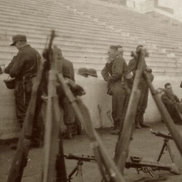 Δημοπρασία στο eBay με σπάνιες φωτογραφίες από την εκτέλεση των 200 στην Καισαριανή