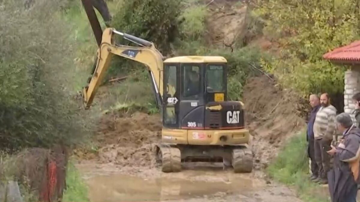 Κατολίσθηση στο Μαζαράκι Ηλείας