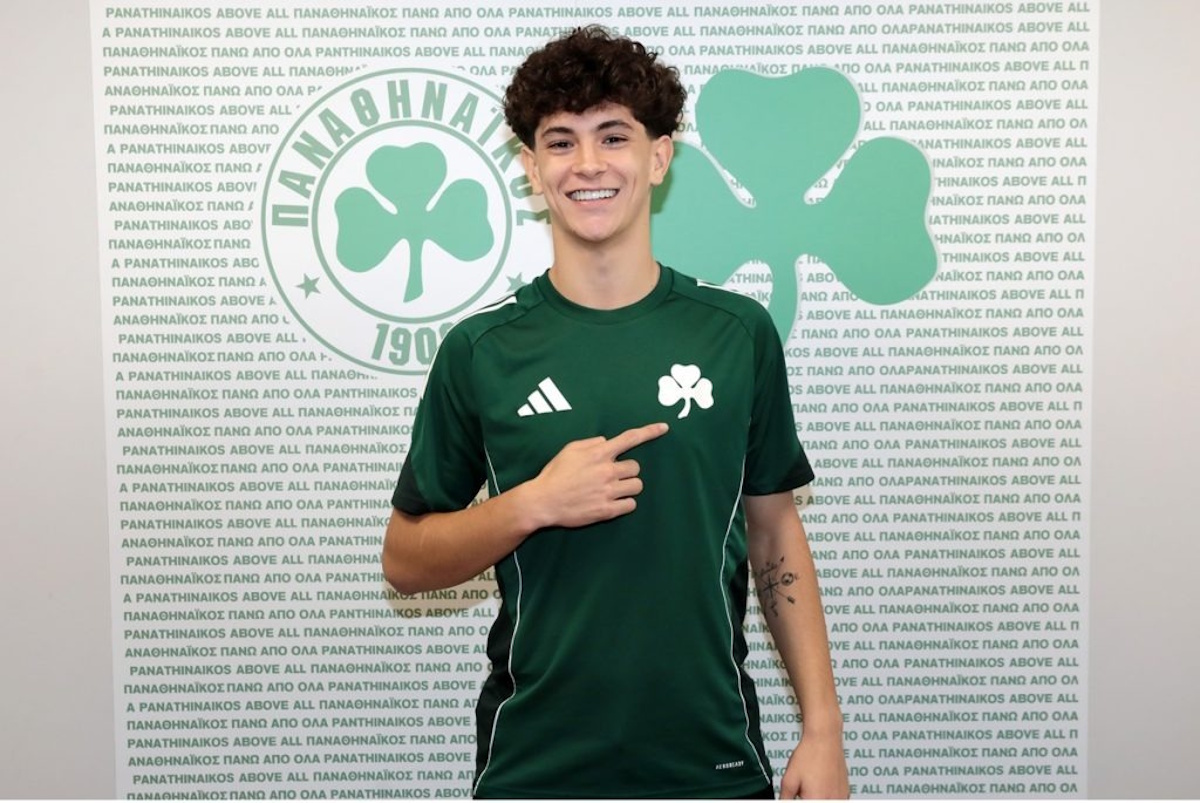 Ο 18χρονος Κλέο Κάουα υπέγραψε επαγγελματικό συμβόλαιο με τον Παναθηναϊκό