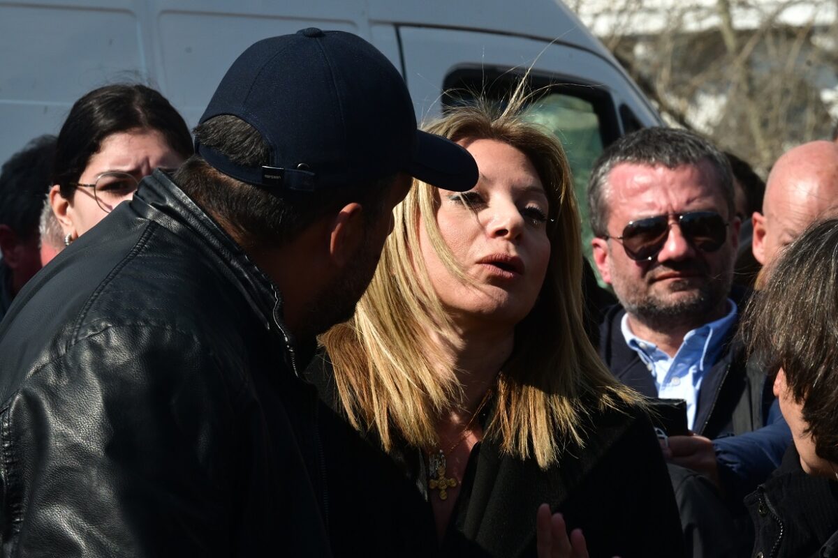 Καρυστιανού και Ρούτσι