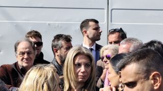 Η Μαρία Καρυστιανού στο Σύνταγμα