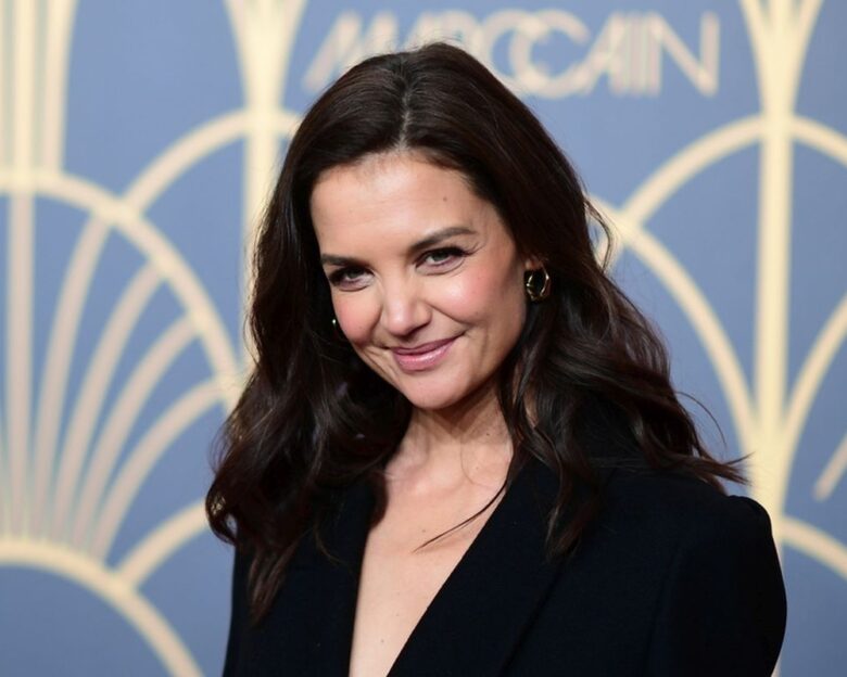 Κέιτι Χολμς