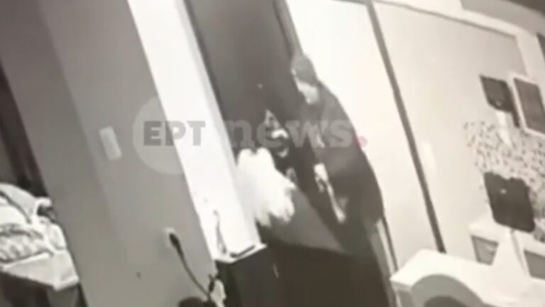 Κυψέλη: Η στιγμή που η μητέρα έρχεται αντιμέτωπη με τον 64χρονο μετά τις απόπειρες βιασμού στις κόρες της