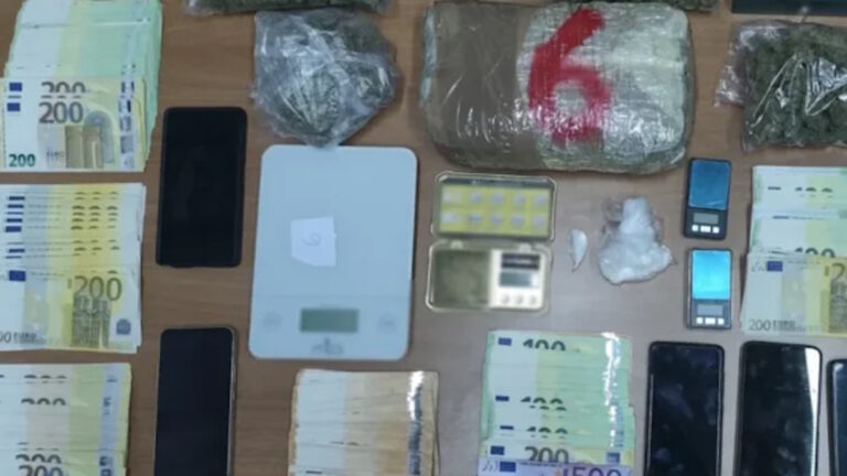 Λεφτά και ναρκωτικά