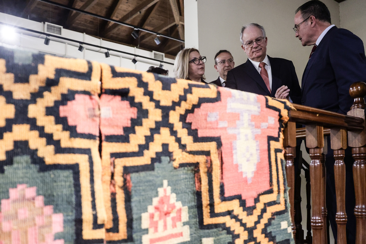 Ο Πρόεδρος της Δημοκρατίας, Κωνσταντίνος Τασούλας εγκαινίασε την έκθεση «Διαχρονικές Υφές» στα Ιωάννινα