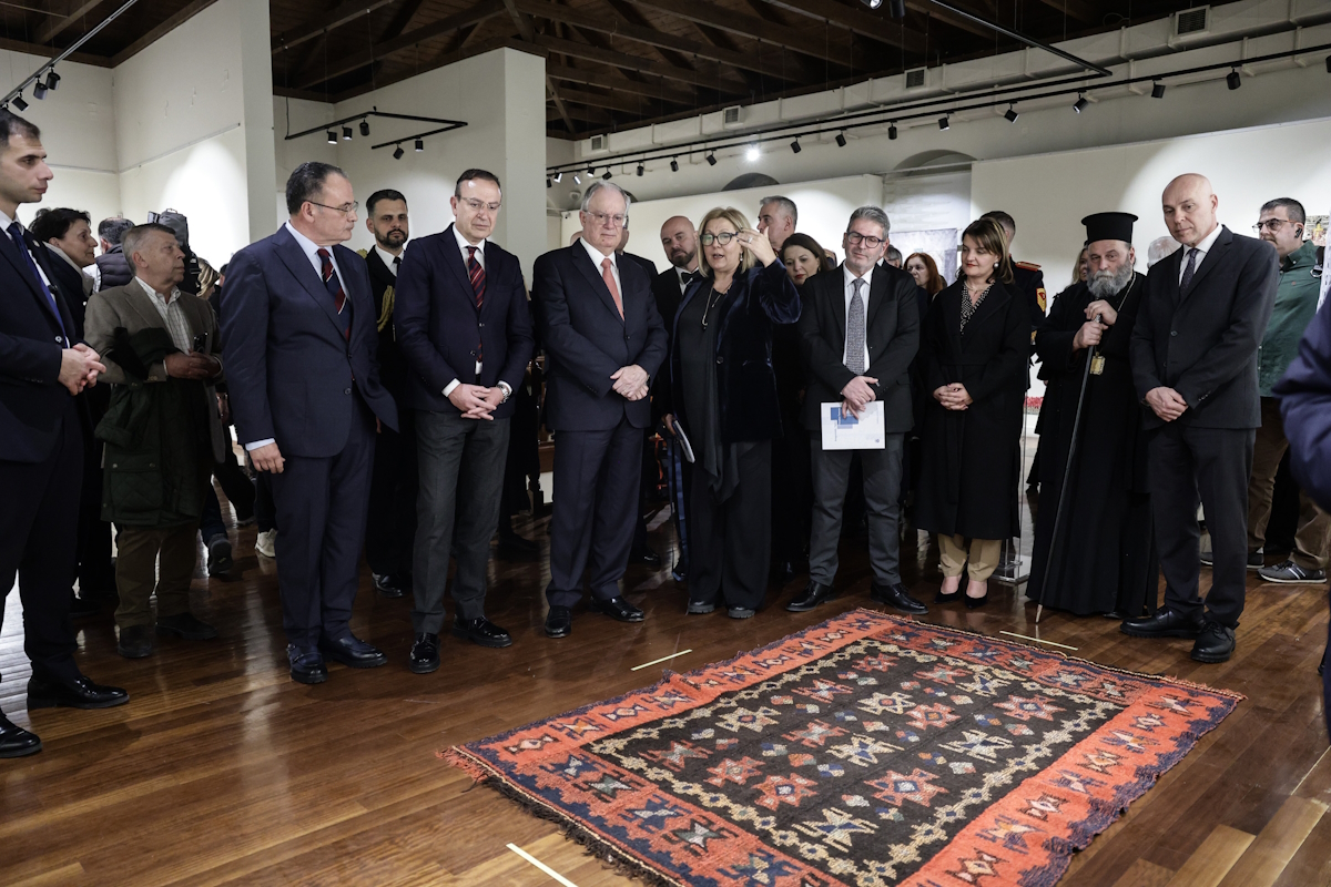 Ο Πρόεδρος της Δημοκρατίας, Κωνσταντίνος Τασούλας εγκαινίασε την έκθεση «Διαχρονικές Υφές» στα Ιωάννινα