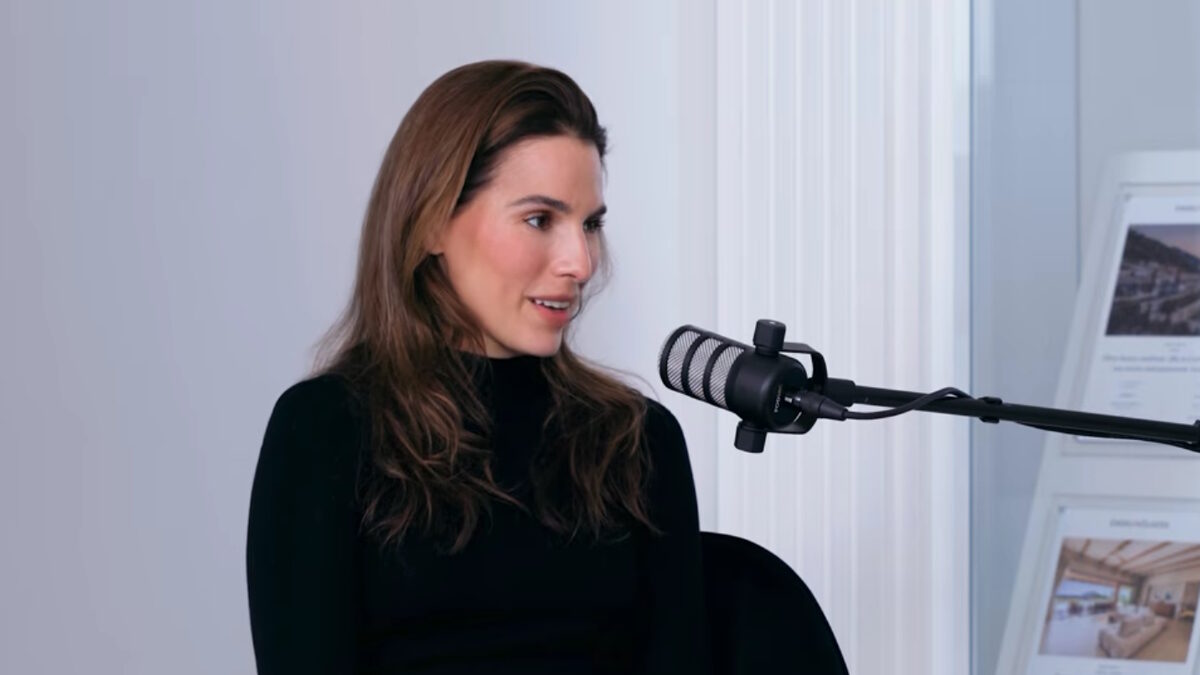 Μελία Κράιλινγκ