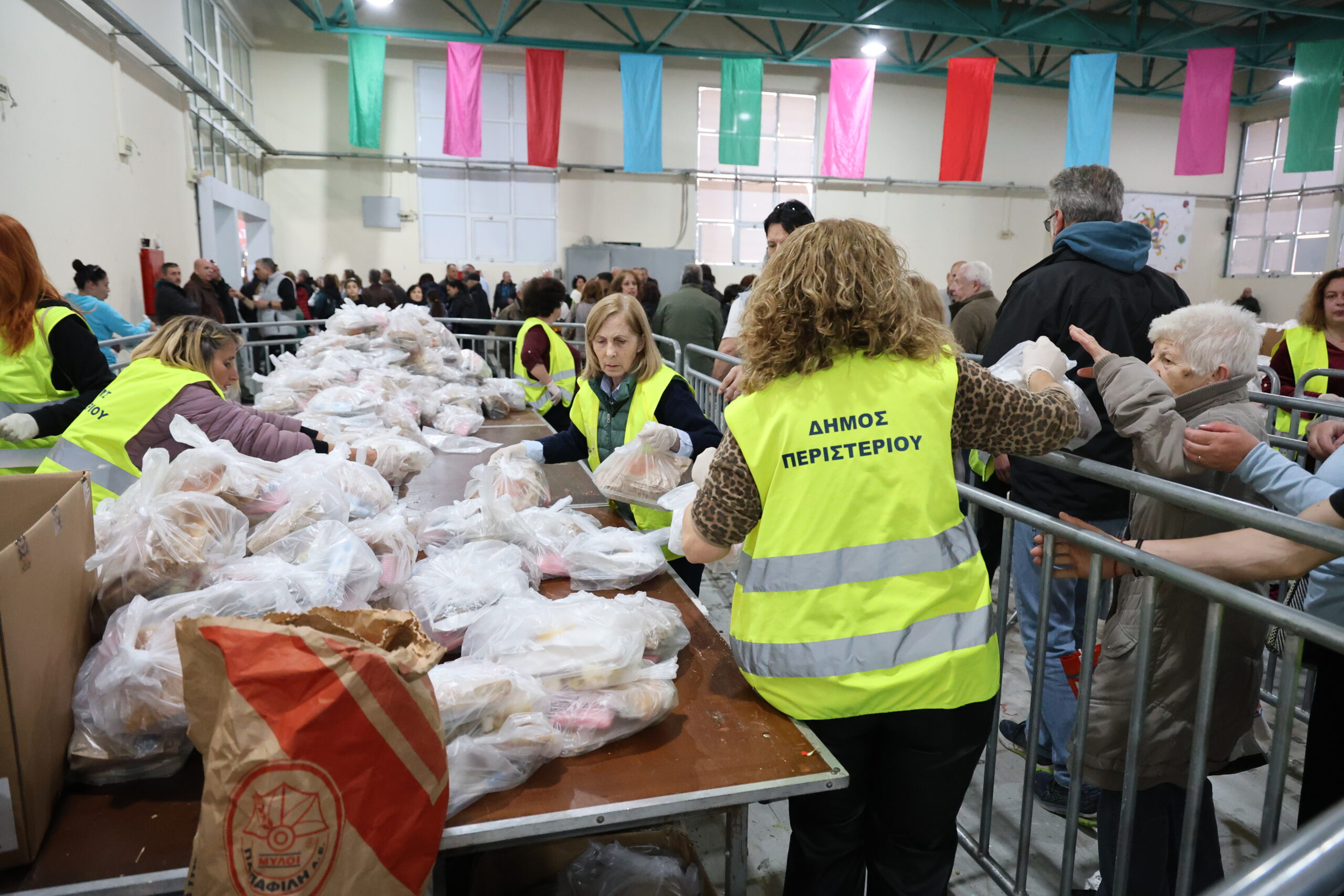 Η μεγαλύτερη λαγάνα που έχει παρασκευαστεί ποτέ στο Περιστέρι
