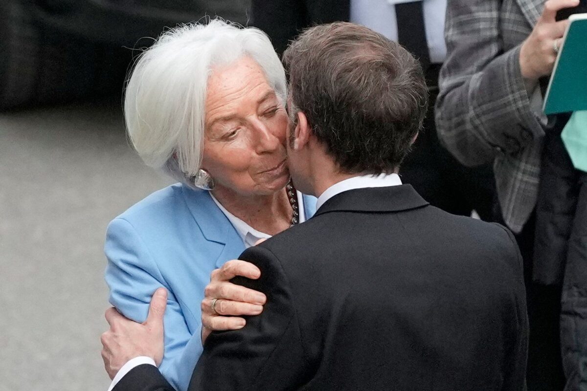 Η Λαγκάρντ με τον Μακρόν