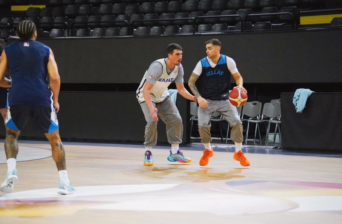 Τολιόπουλος και Λαρεντζάκης