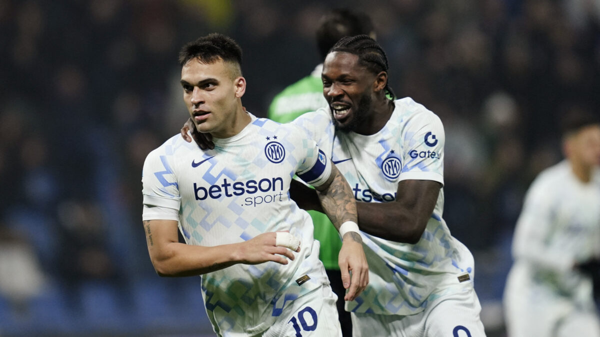 Ο Λαουτάρο Μαρτίνες